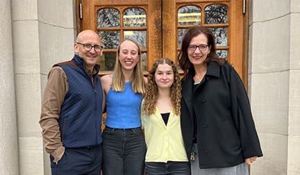 Two IPG Undergraduate Students Awarded the Barry Goldwater Scholarship